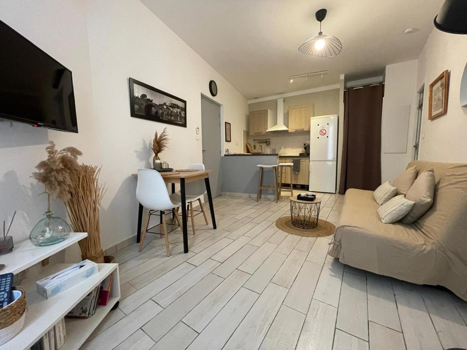 Joli Appartement Hypercentre T2, Classe Meuble De Tourisme 3 Avec Parking Gratuit Безье Экстерьер фото