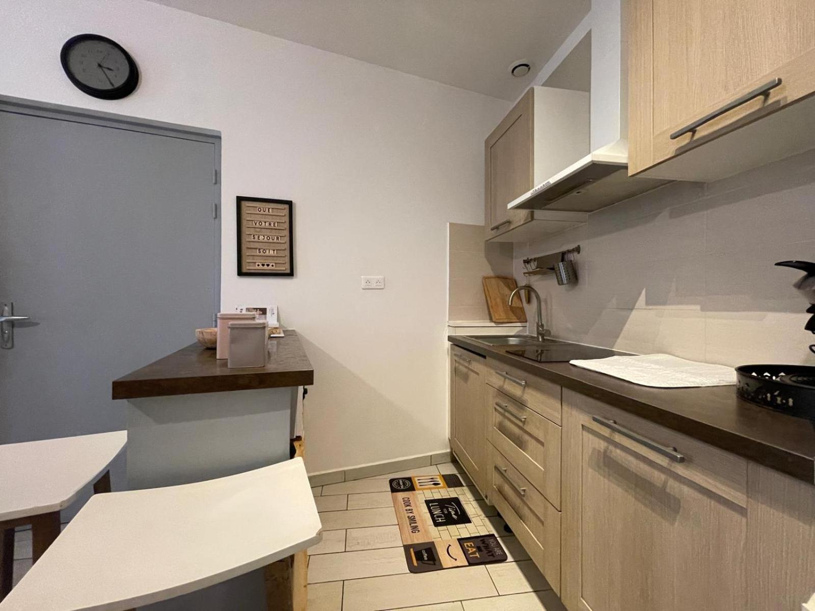 Joli Appartement Hypercentre T2, Classe Meuble De Tourisme 3 Avec Parking Gratuit Безье Экстерьер фото